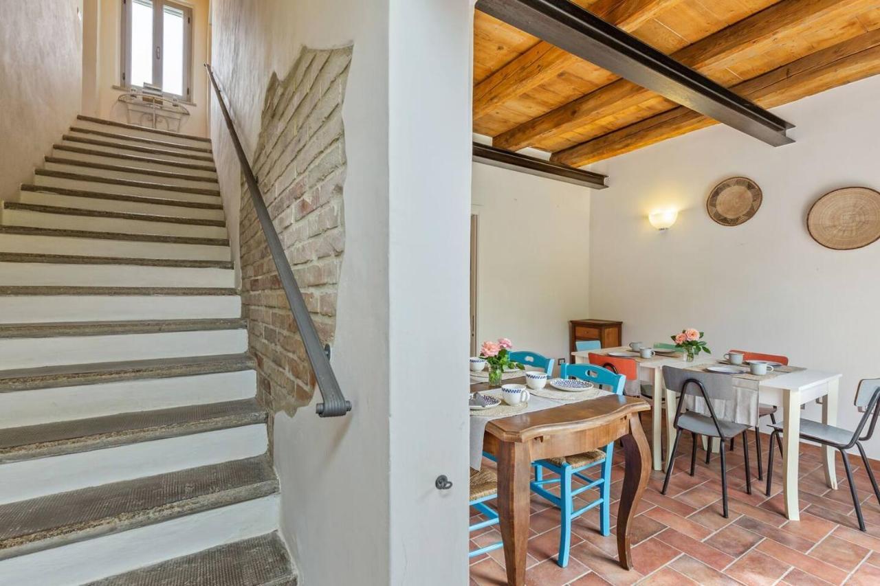 Grande Villa Storica Per Vacanze Con Giardino Privato E Piscina Ostra Kültér fotó
