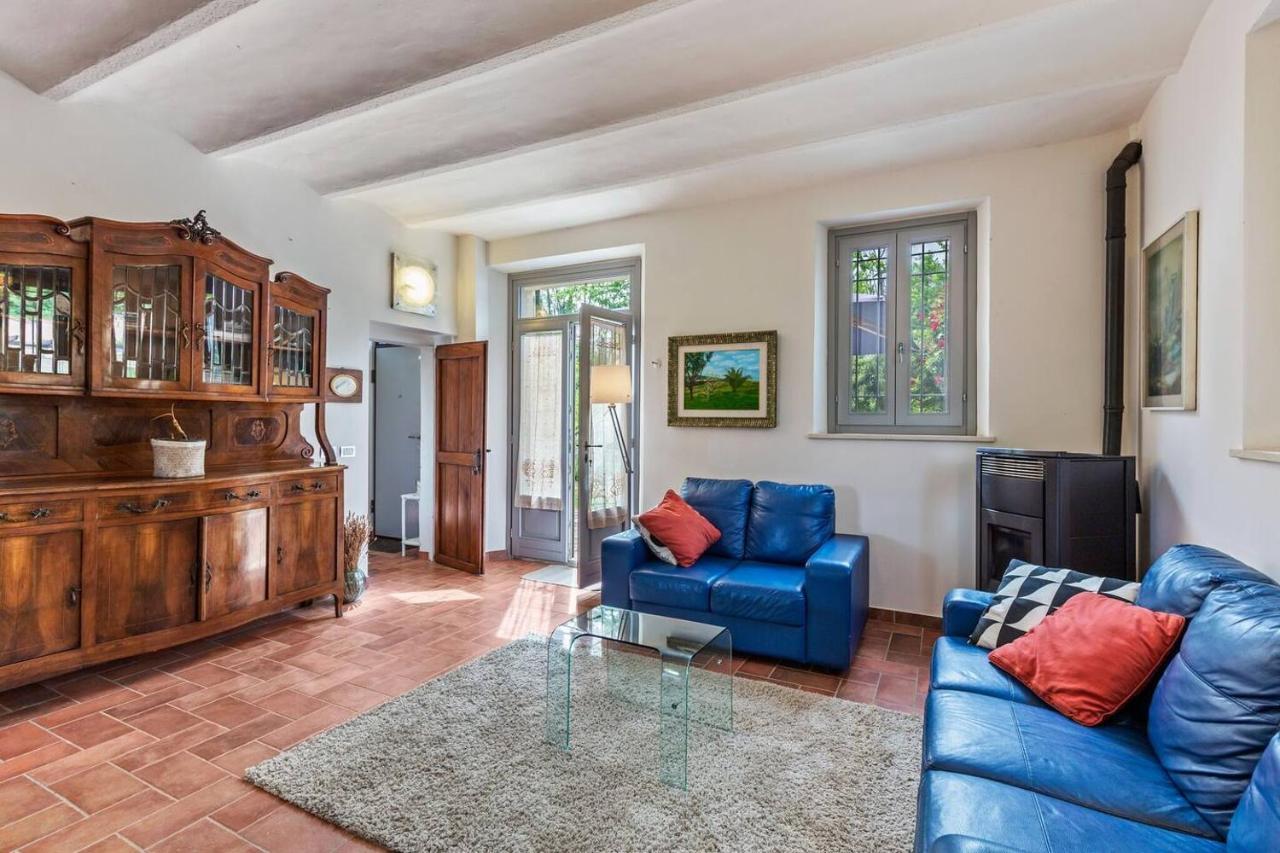 Grande Villa Storica Per Vacanze Con Giardino Privato E Piscina Ostra Kültér fotó