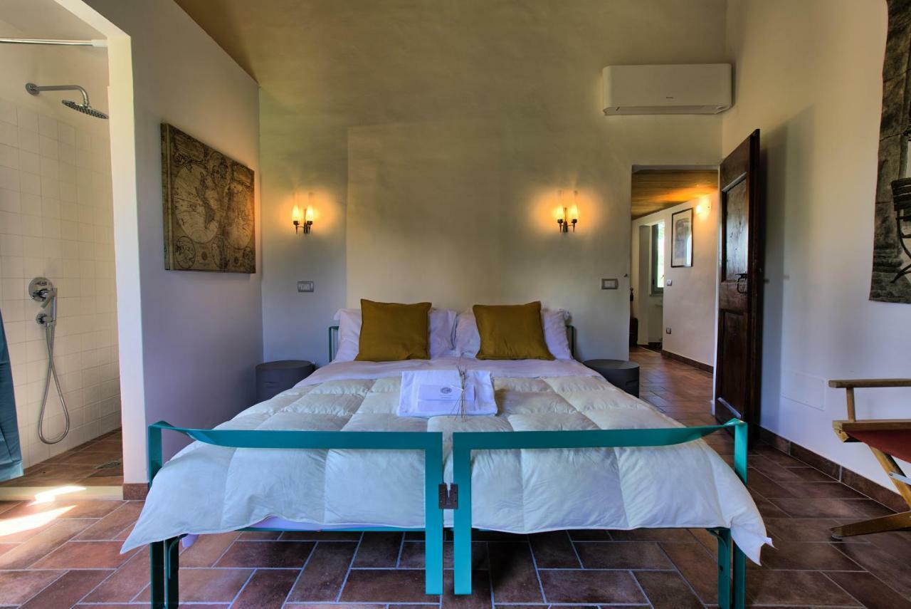 Grande Villa Storica Per Vacanze Con Giardino Privato E Piscina Ostra Kültér fotó